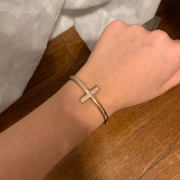 Jewelry - Cross Bangle